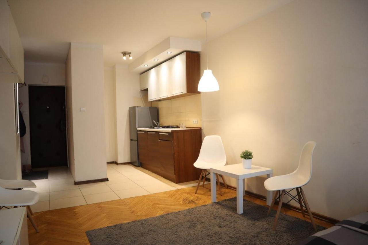 Apartamento Samand Varsovia Exterior foto